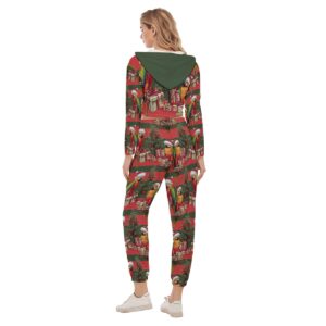 Unleash your wild side this holiday season with the Parrot Parade Holiday Co-ord Set! This bold two-piece outfit features a cropped zip-up jacket and matching joggers decked out with colorful parrots and festive accents