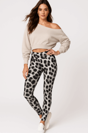 Channel the effortless power of the snow leopard in these monochrome statement leggings. Designed for the modern adventurer, the Snow Leopard Luxe Leggings combine fierce fashion with all-day comfort.